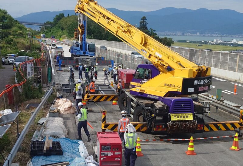 岡谷高架橋改良工事の現場見学会を行いました
